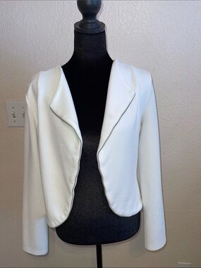 Kaii White Open-Front Textured Blazer